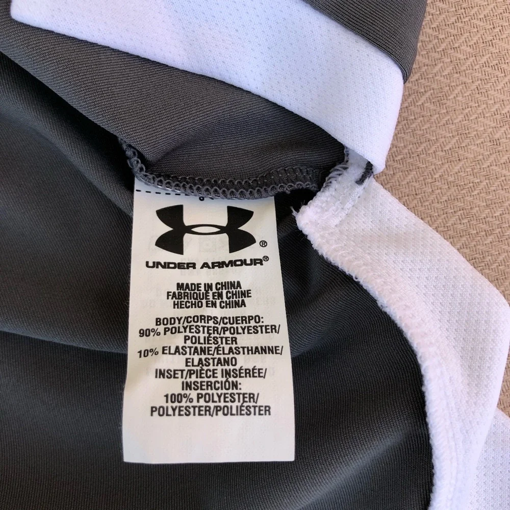 Under‎ Armour Heat Gear Gray White Short Sleeve Fitted Shirt Size L